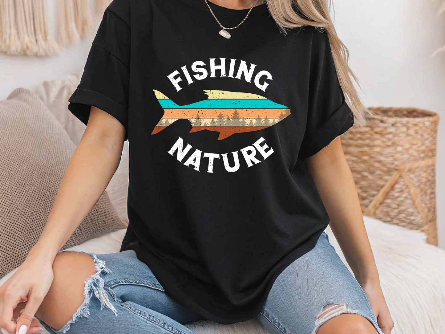 "Fishing & Nature" Vintage T-Shirt – Retro Fisherman Tee for Outdoor & Fishing Lovers