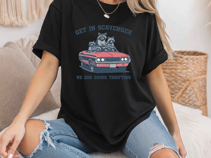 Scavenger Raccoon Vintage Car T-Shirt – Retro Animal Lover Tee