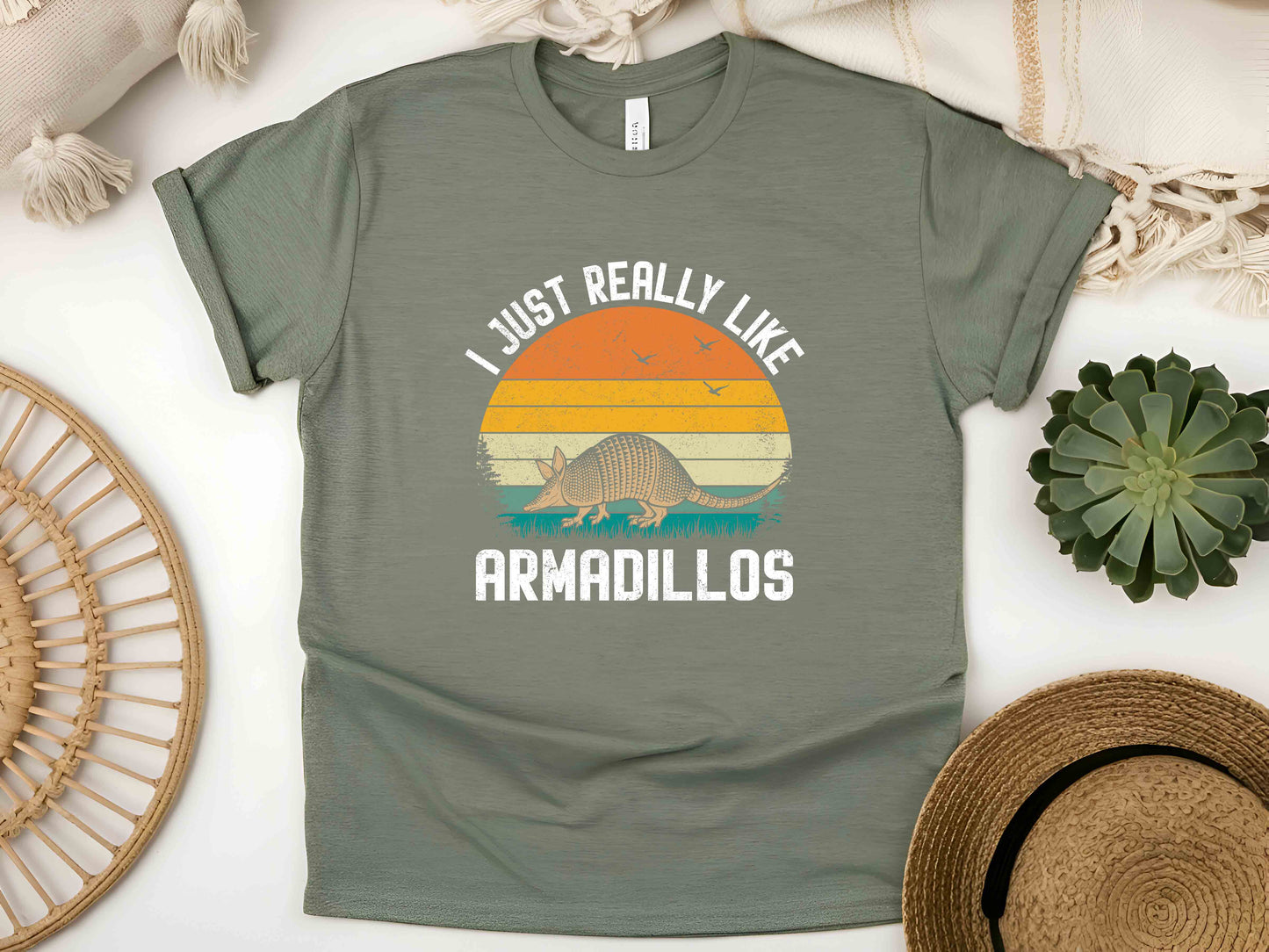 Vintage Armadillo T-Shirt, Retro Armadillo Lover Tee, Funny Animal Graphic Shirt, Unisex Nature Gift, Wildlife Enthusiast Gift