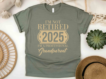 I'm Not Retired I'm a Professional Grandpa T-Shirt – Funny Retirement Gift for Grandfather, Vintage Graphic Tee, Perfect for Proud Granddads