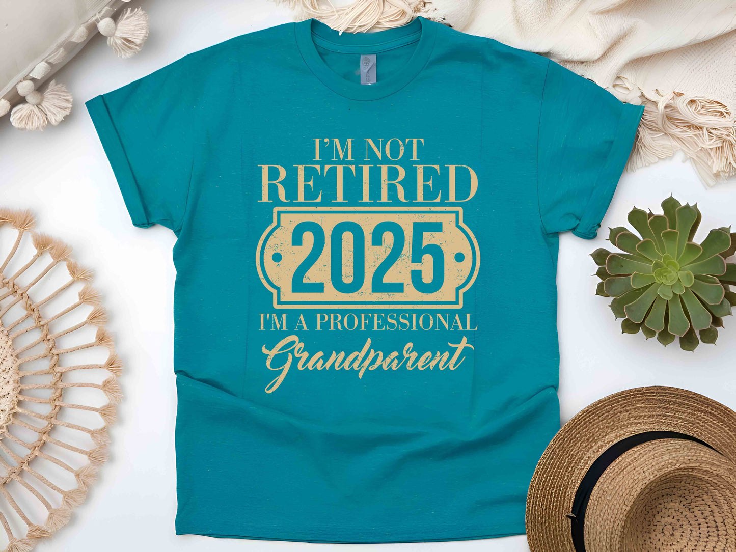 I'm Not Retired I'm a Professional Grandpa T-Shirt – Funny Retirement Gift for Grandfather, Vintage Graphic Tee, Perfect for Proud Granddads