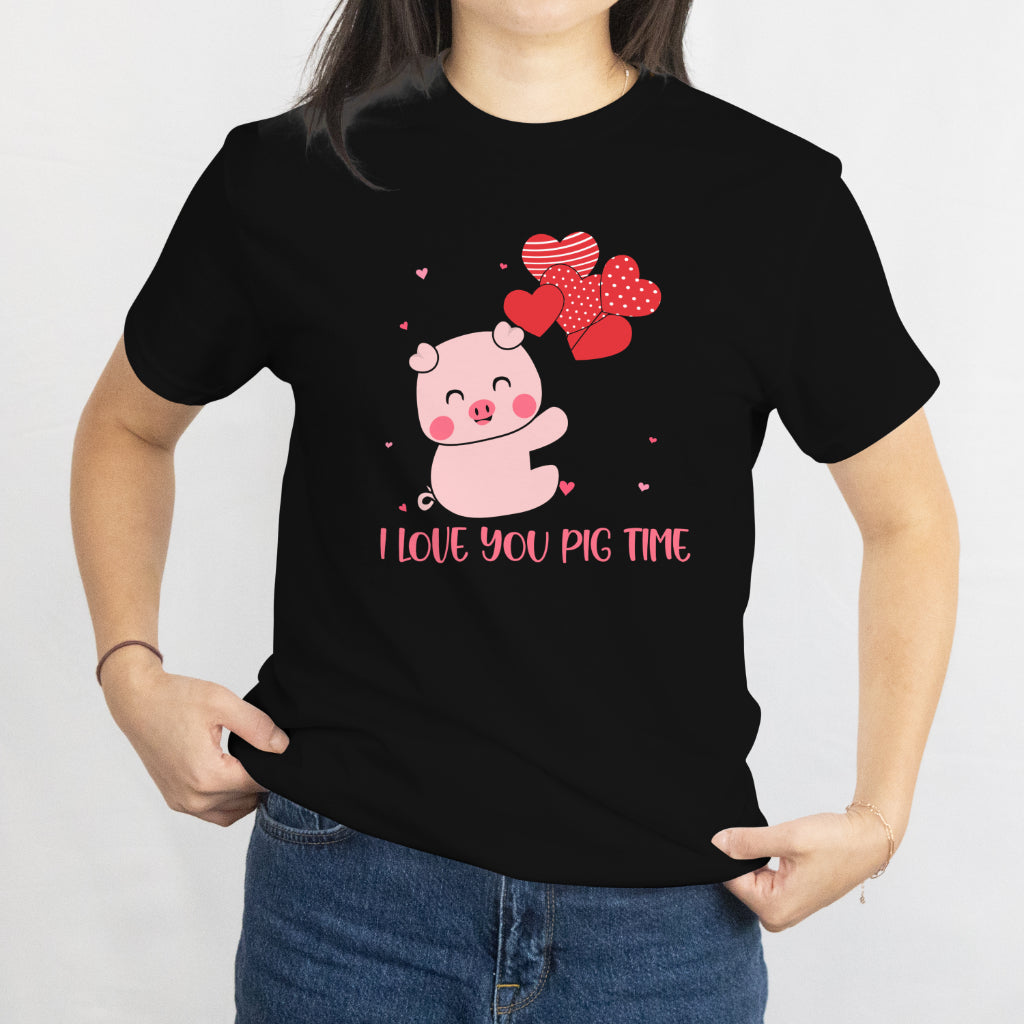 Cute Valentine T-Shirt Pig Holding Heart Valentine's Day Unisex Tee