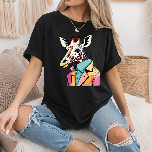 Stylish Giraffe T-Shirt - Trendy Animal Graphic Tee, Unique Gift for Animal Lovers