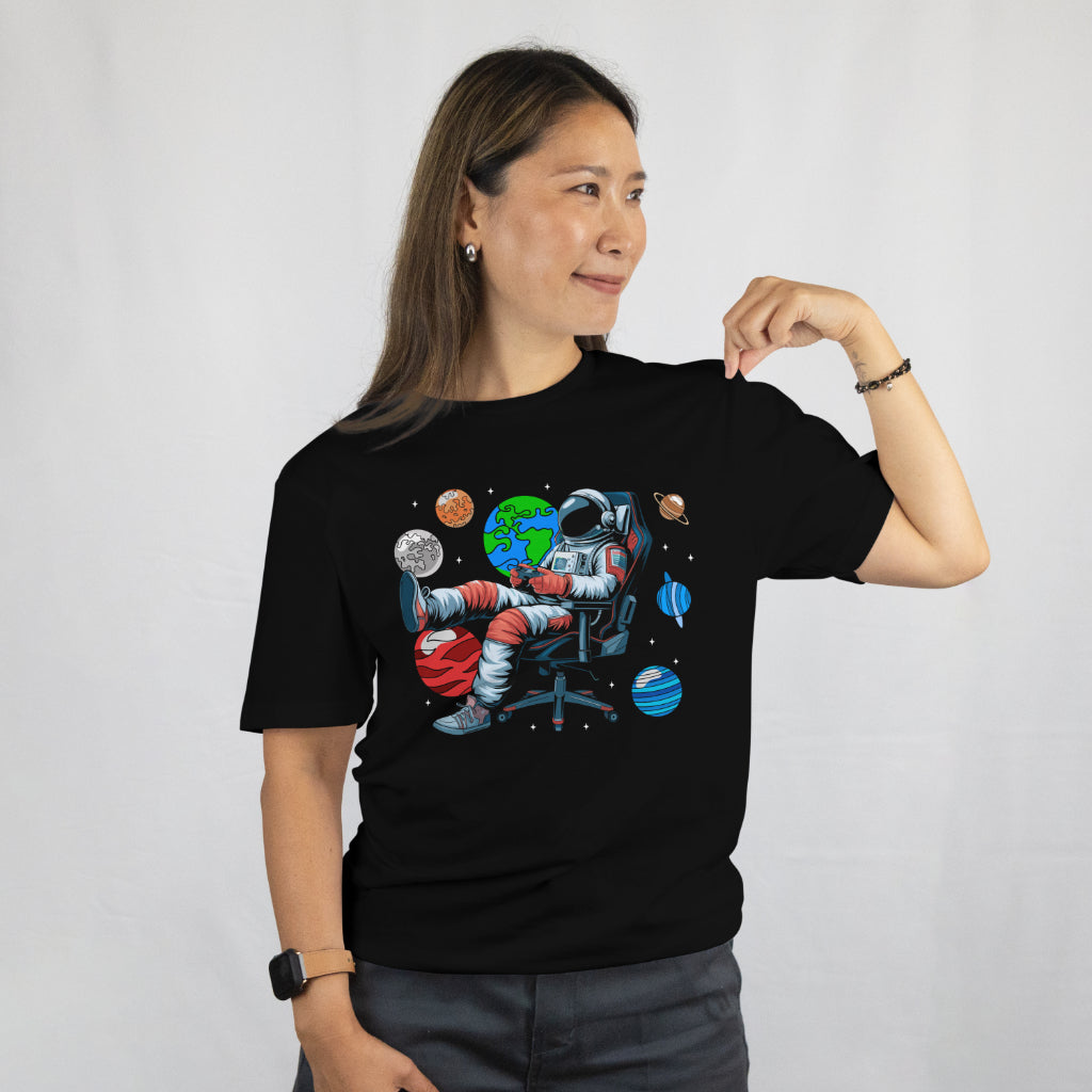 Gaming Chair Astronaut T-Shirt – Space Gamer Funny Sci-Fi Tee – Retro Gaming Lover Gift – Printed in USA