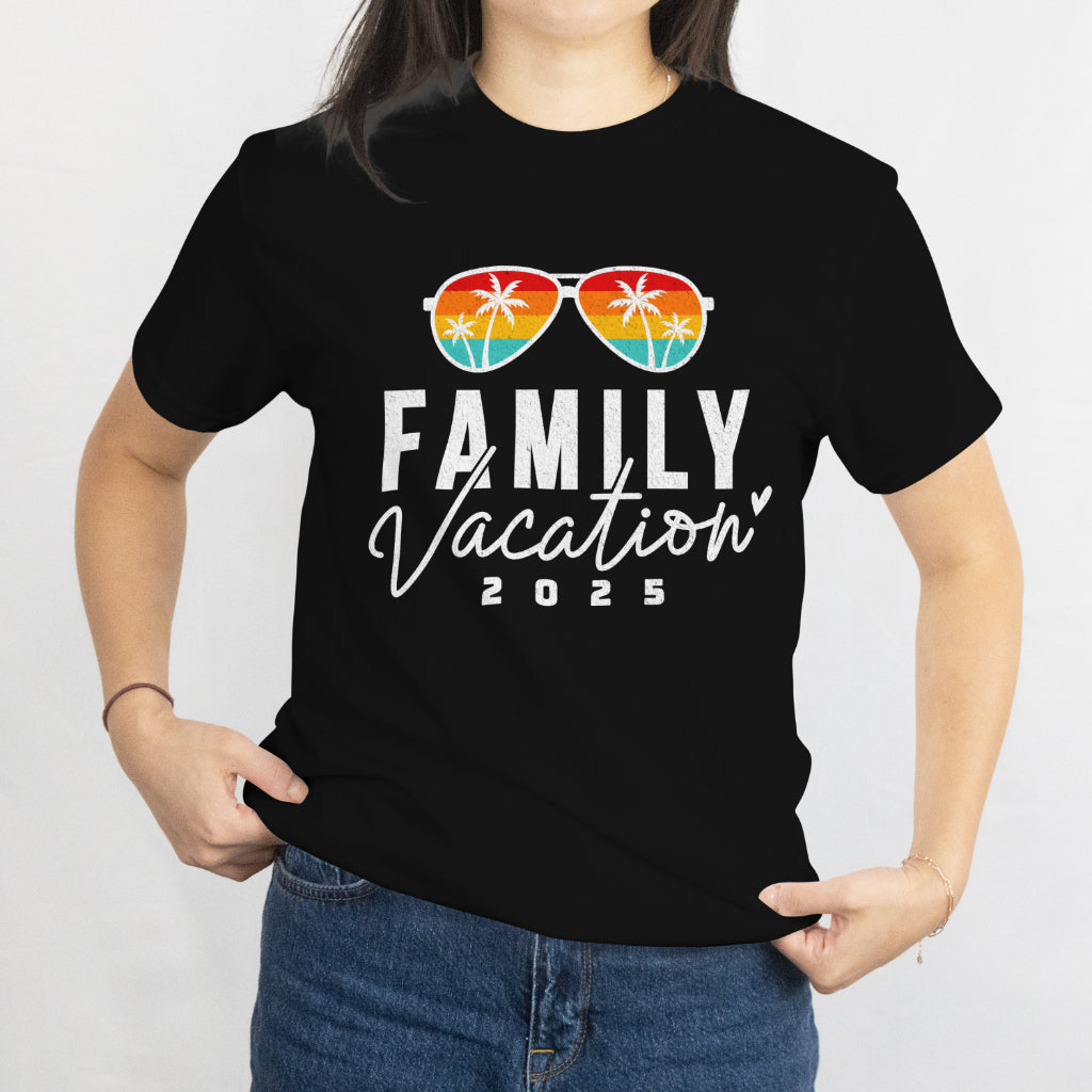 Family 2025 Vibes Unisex Tee - Reunion & Vacation Matching Shirt