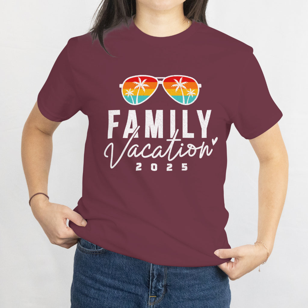 Family 2025 Vibes Unisex Tee - Reunion & Vacation Matching Shirt