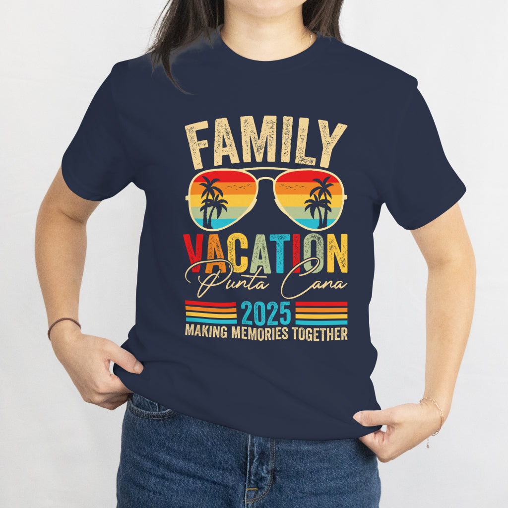 Family 2025 Vibes Unisex Tee - Reunion & Vacation Matching Shirt